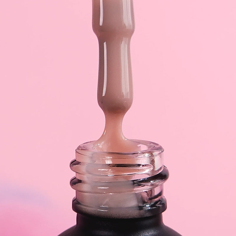 Geelilakka, Rubber base coat, stay neutral , HEMA & TPO FREE 10ml