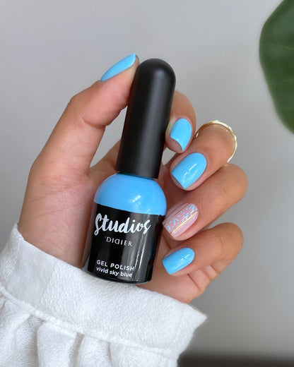 Geelilakka Vivid sky blue TPO vapaa Studios Didier 8ml