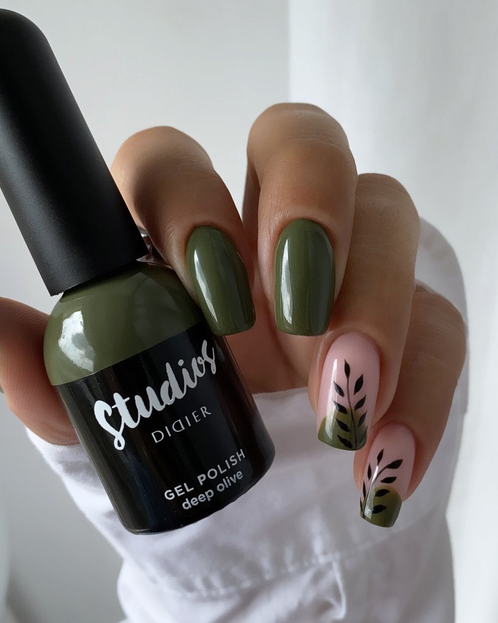 Geelilakka, Deep Olive, tpo vapaa, Studios Didier, 8ml